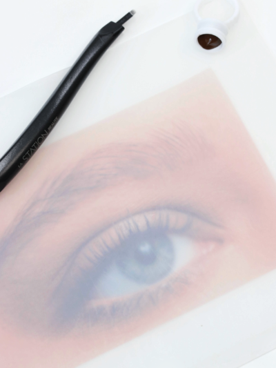 Peau de pratique transparente